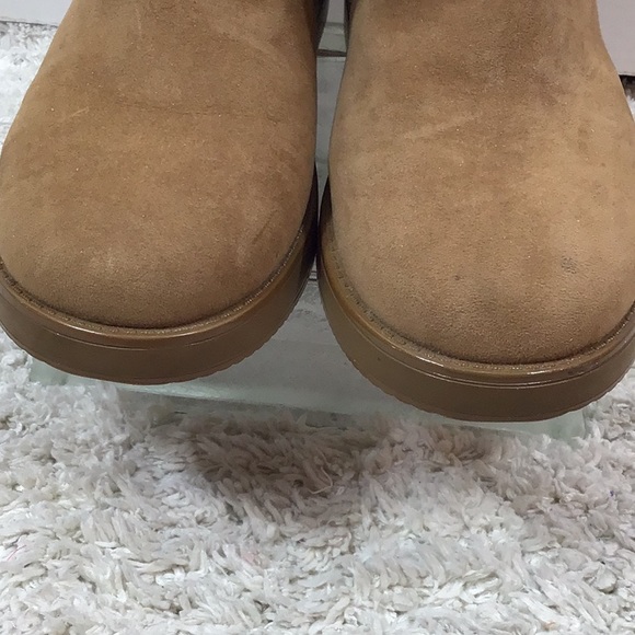 Guess Addalyn faux suede/fur lined booties 7.5 - Picture 4 of 11